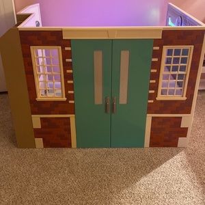 Our Generation Awesome Academy with extras